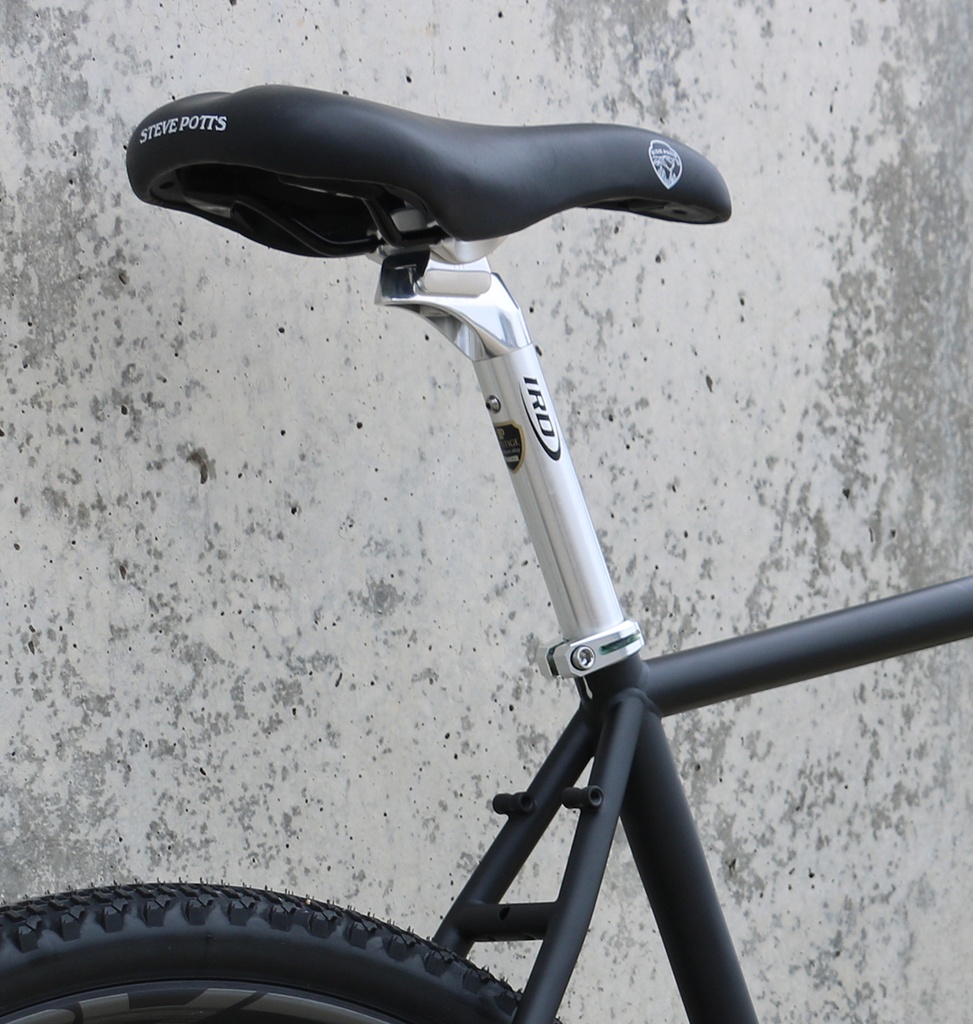 IRD Seatpost WayBack Compact on bike silver