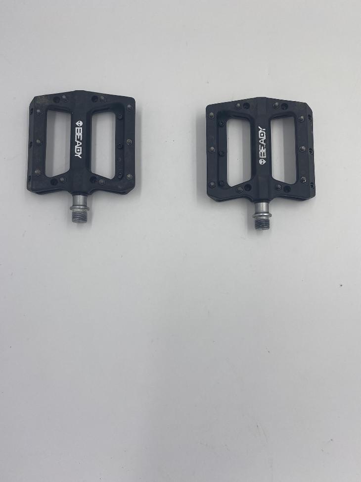 BEADY Mountain Pedals - Used