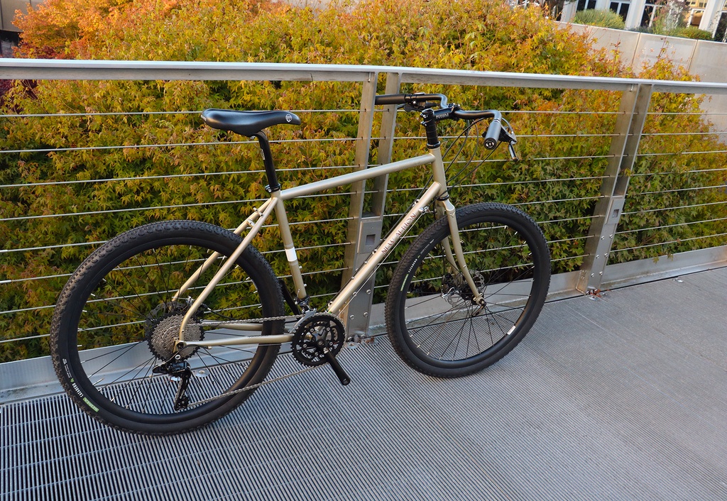 New Albion Bicycle Drake Champagne (56cm) - Complete