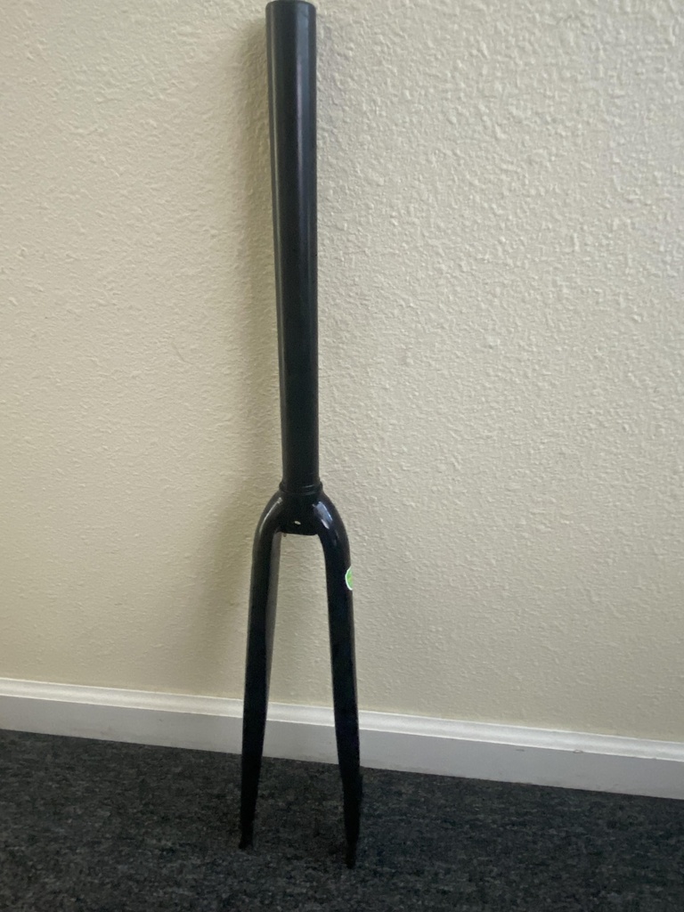 Pake Track Fork Black