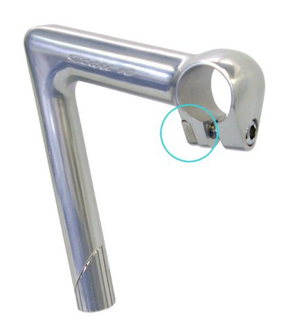 [27352] Nitto Triangle Nut/Bolt for Pearl Stem